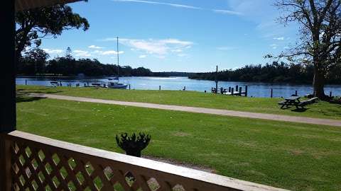 Photo: Alonga Waterfront Cottages